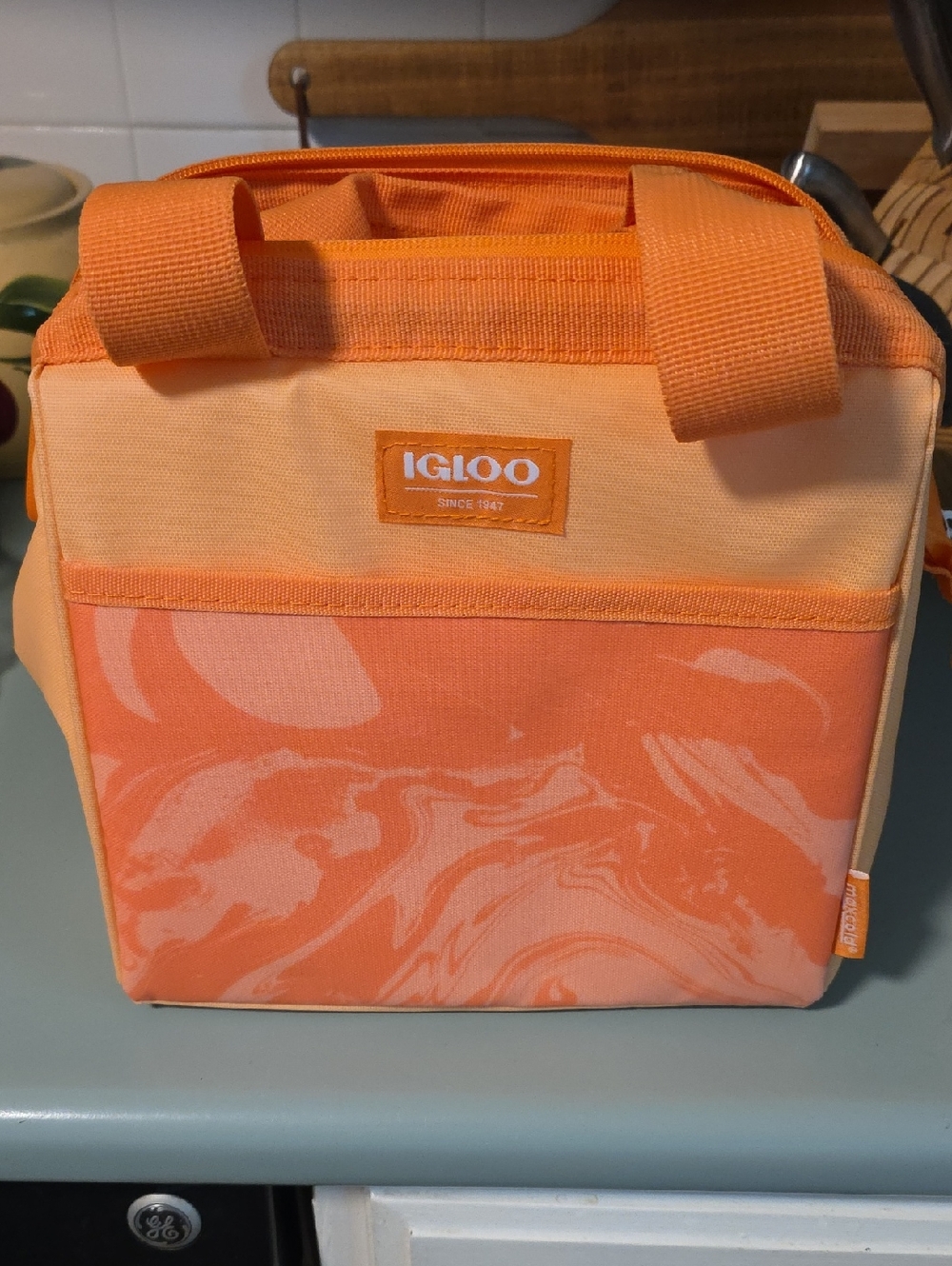 Igloo Peach and Orange Marble Lunch Cooler